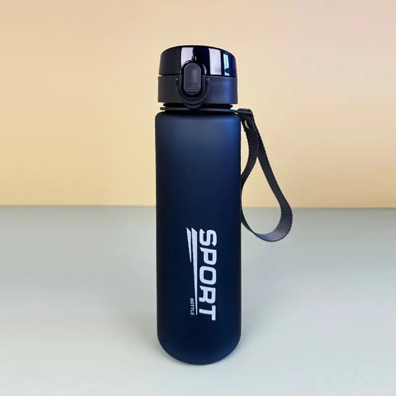 Gourde de sport , sans BPA et étanche, idéale pour les randonnées et les voyages ; 
modèle portable pour vos boissons préférées (400 ml / 560 ml)